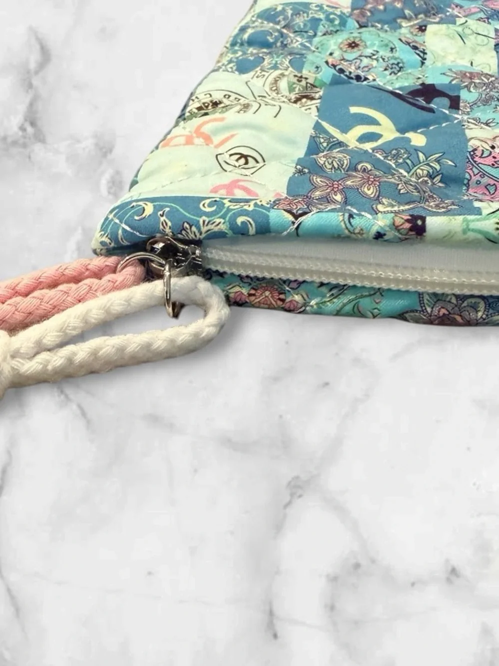 NWOT Source Unknown Patchwork Quilted Cosmetic Pouch - Blue, Teal & Pink